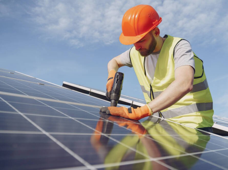benefits of switching to solar